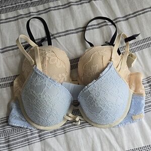 2 Aerie Push-up Bras